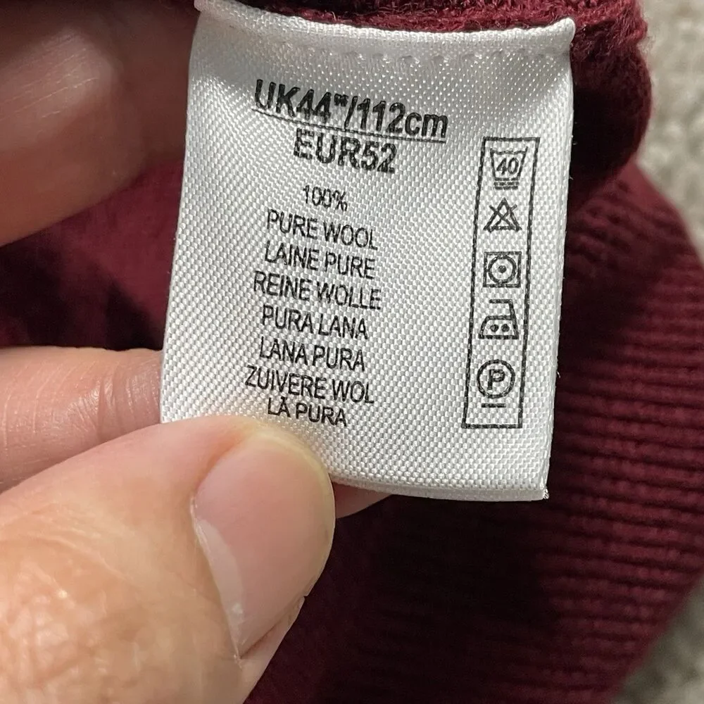 Vintage Alan Paine Men’s V-Neck Sweater Vest Maroon Merino Wool UK44 EUR 52 US L